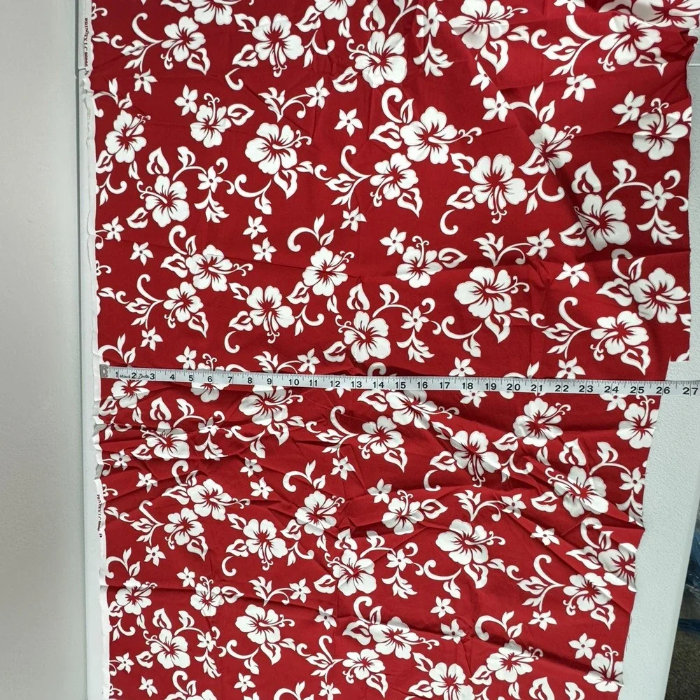 Printex Fabrics LC 80096 Hawaiian Hibiscus Fabric Remnants Red Royal Blue Floral